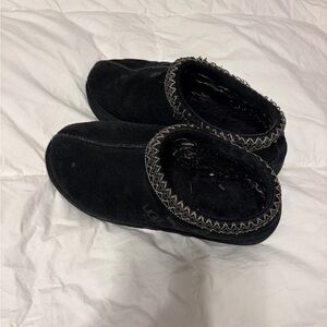 UGG Women’s Black Tasman